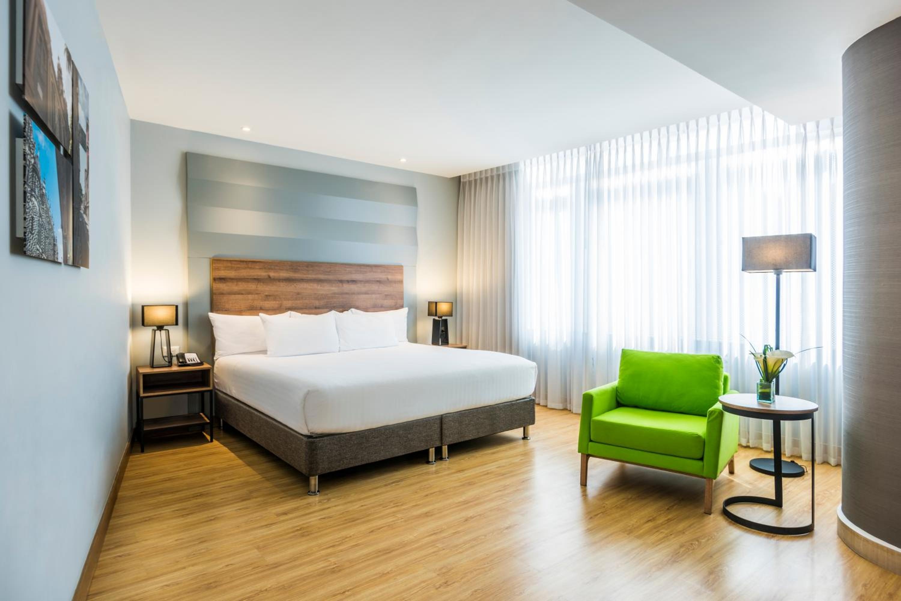 La Quinta by Wyndham Medellin, La candelaria