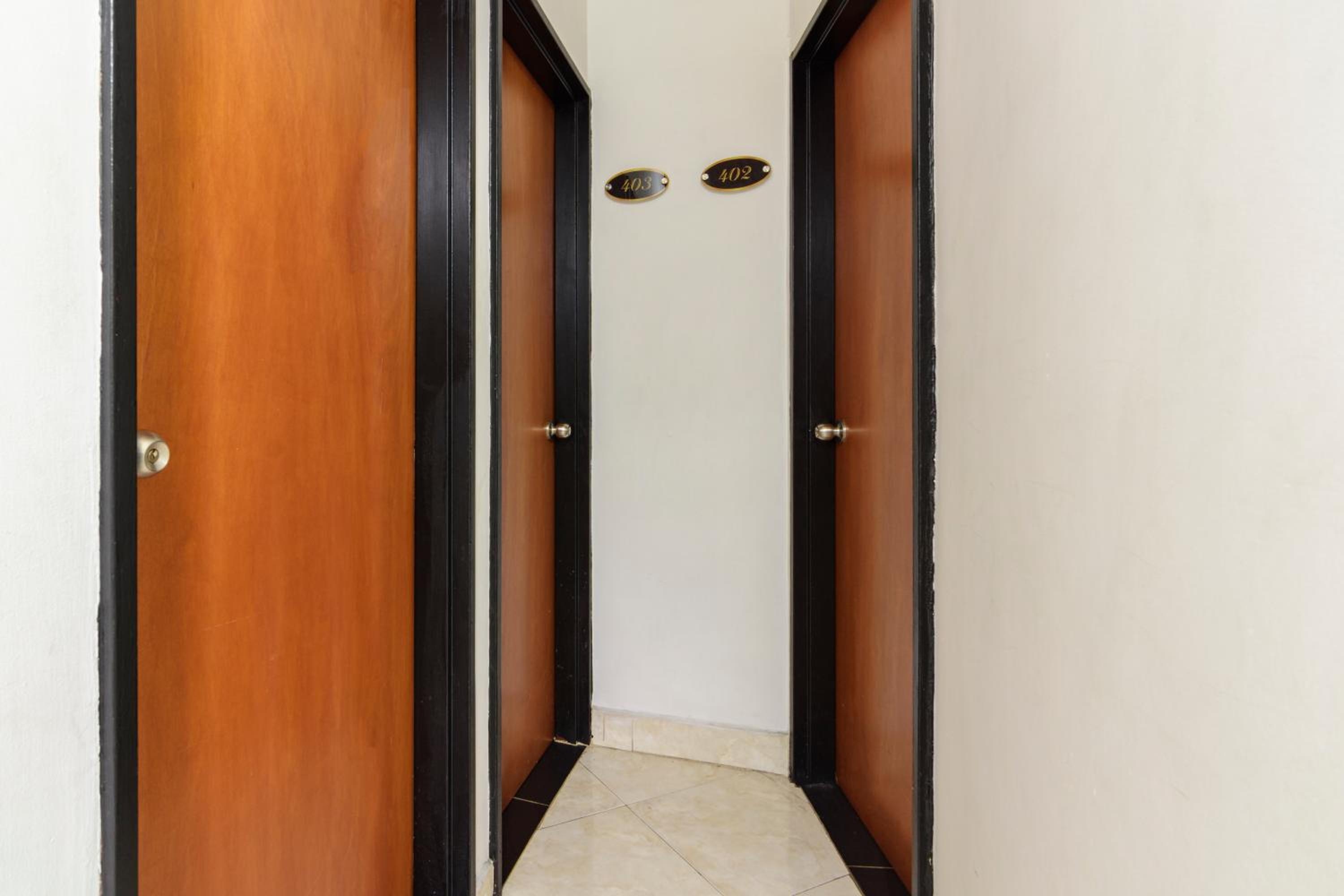 Hotel Colombia Avenida, Laureles