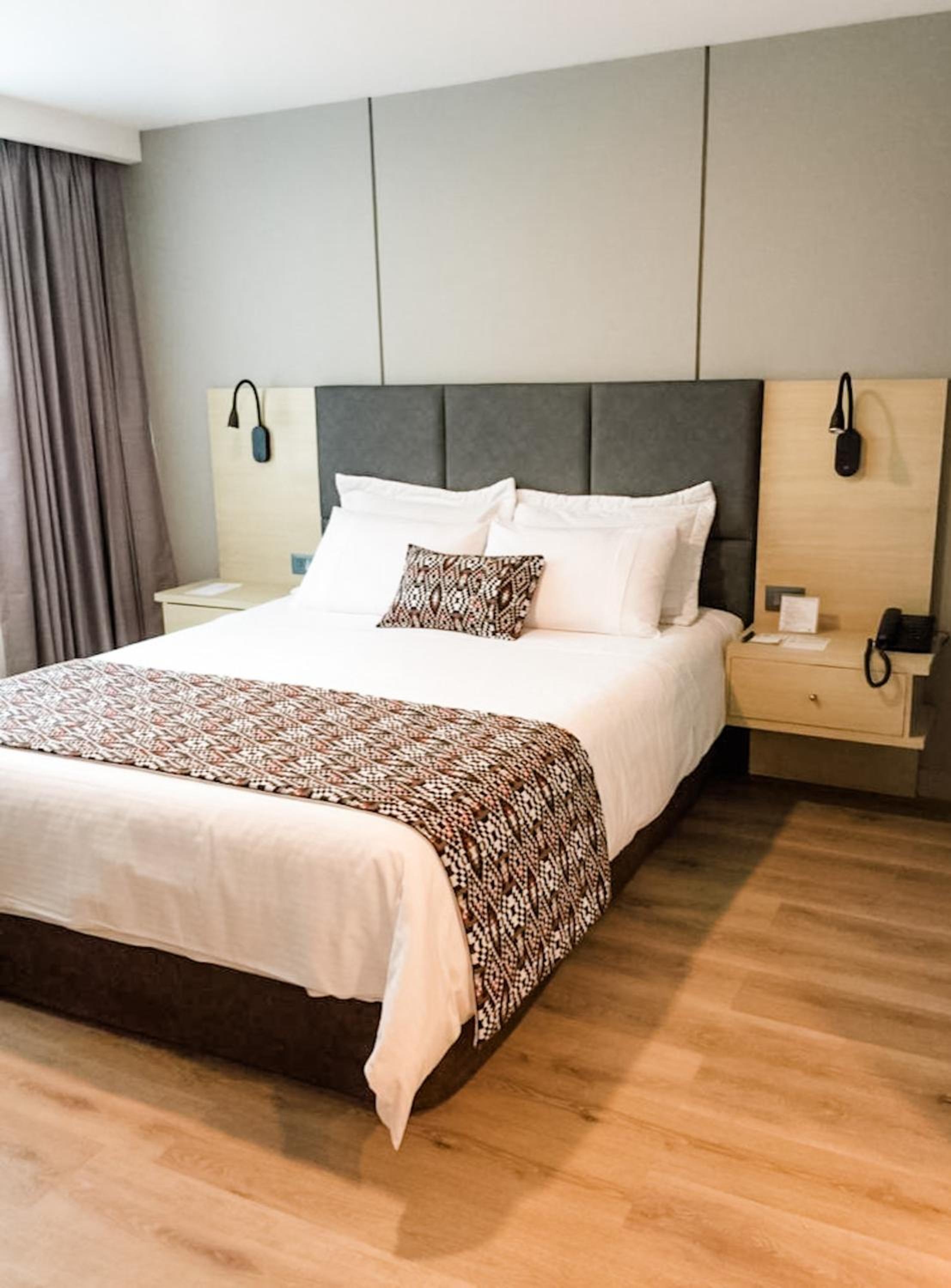 Novelty Suites Hotel - Oviedo Mall, Medellín