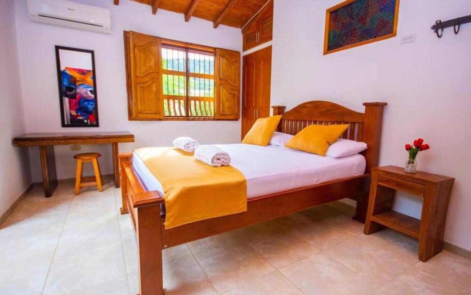 Entrecielos, Santa Fe de Antioquia