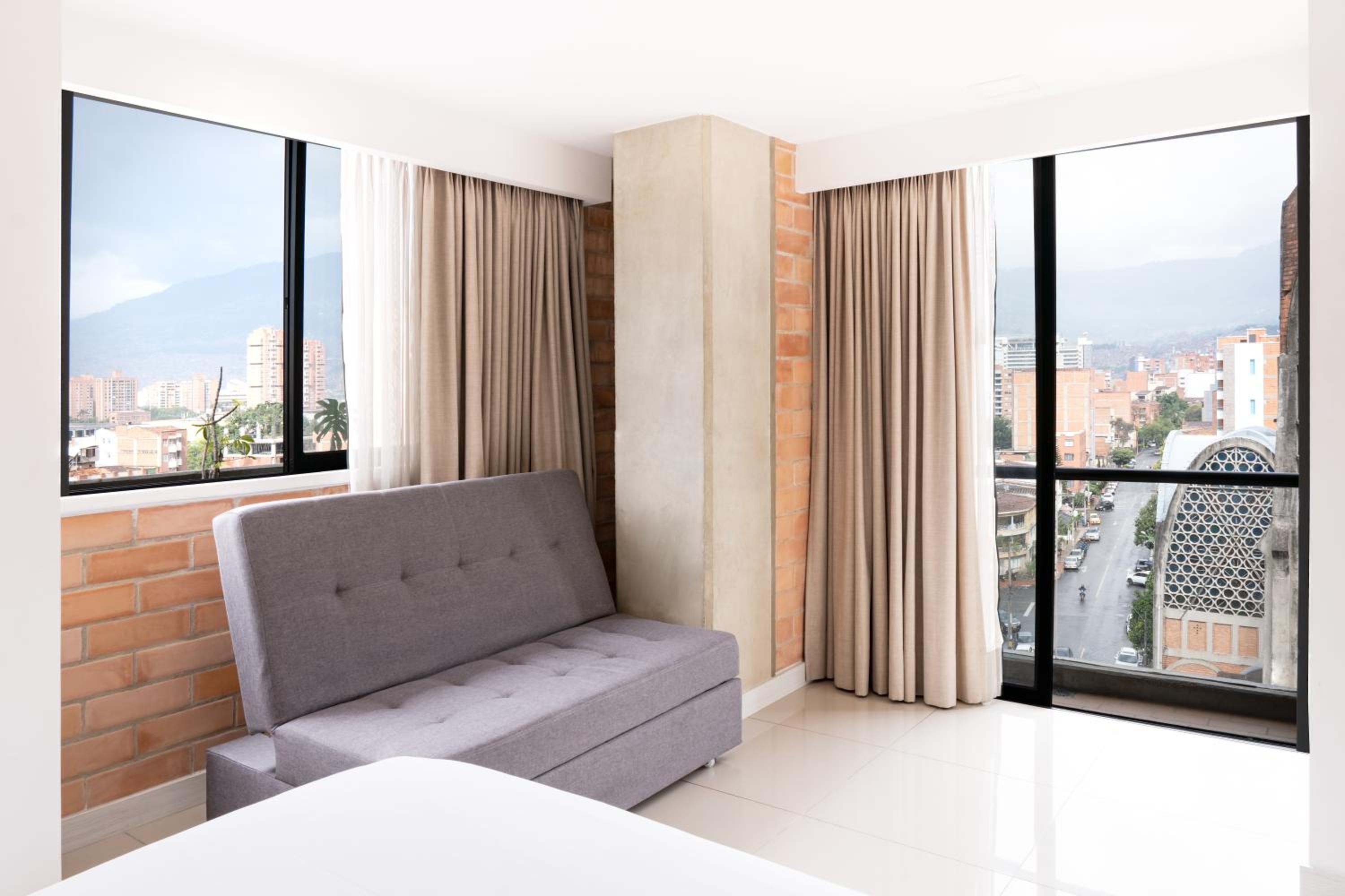 Origen Local Suites, Laureles