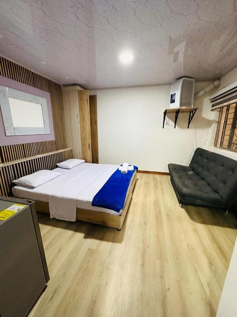 Hotel Lares 70 Laureles, Laureles