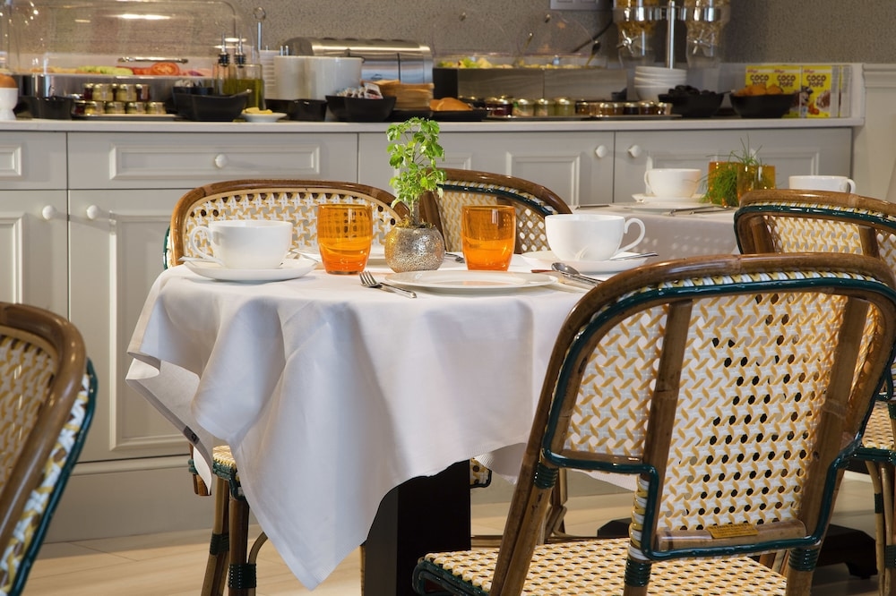 Hotel Monge, Paris