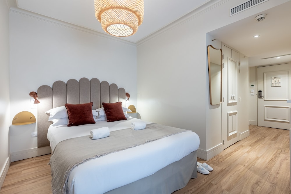 Le Nest by Sweett, Paris