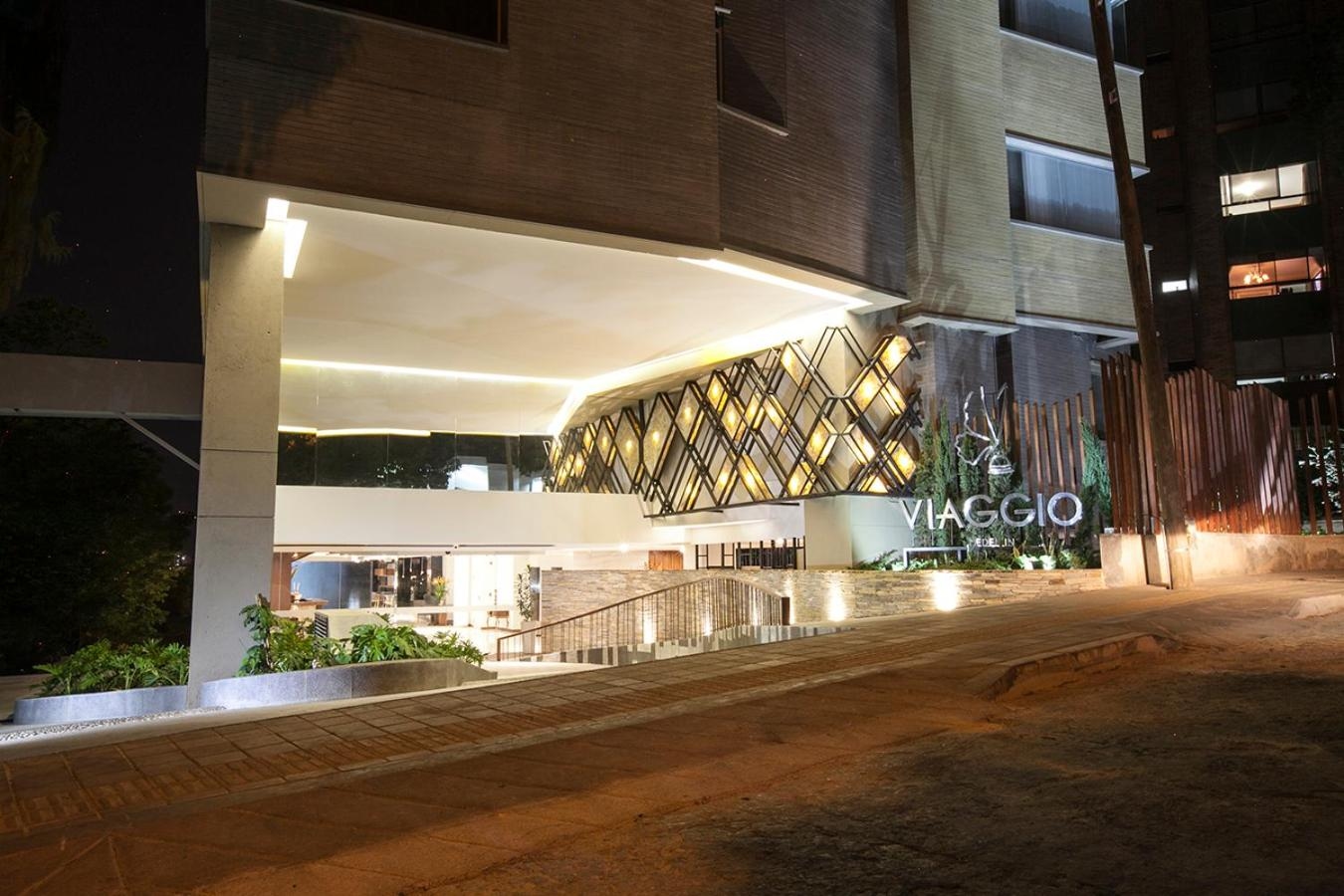 V Grand Hotel, a member of Radisson Individuals, Poblado