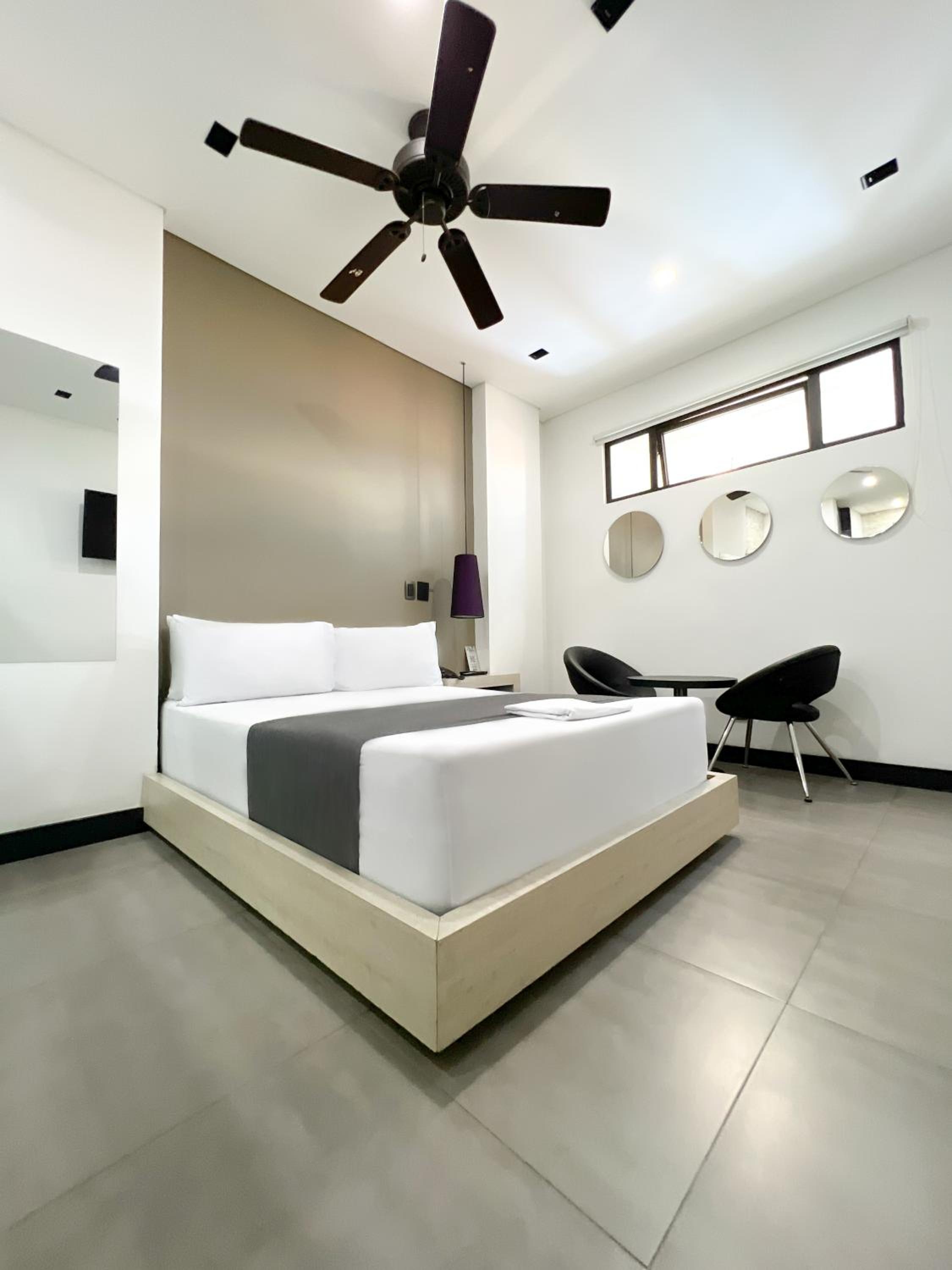 Hotel 47 Medellin Center, La candelaria