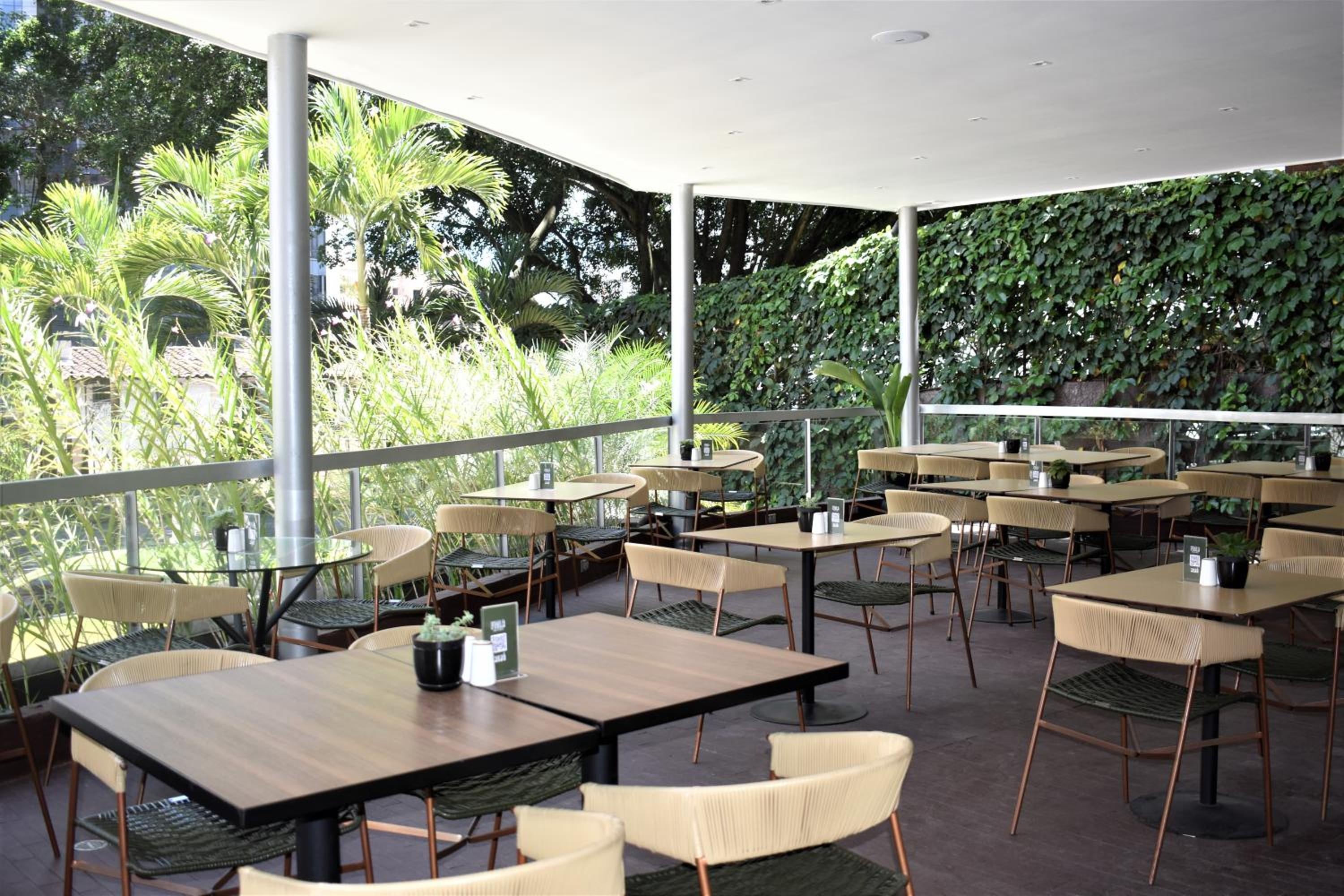 Hotel Estelar Blue, Poblado
