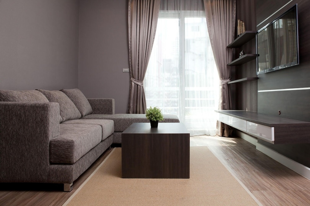 J RESIDENCE THONGLOR 8, Bangkok