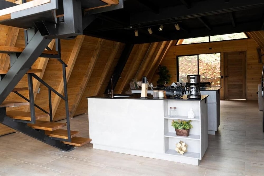 Foto de GRETEL CHALETS SUIZO