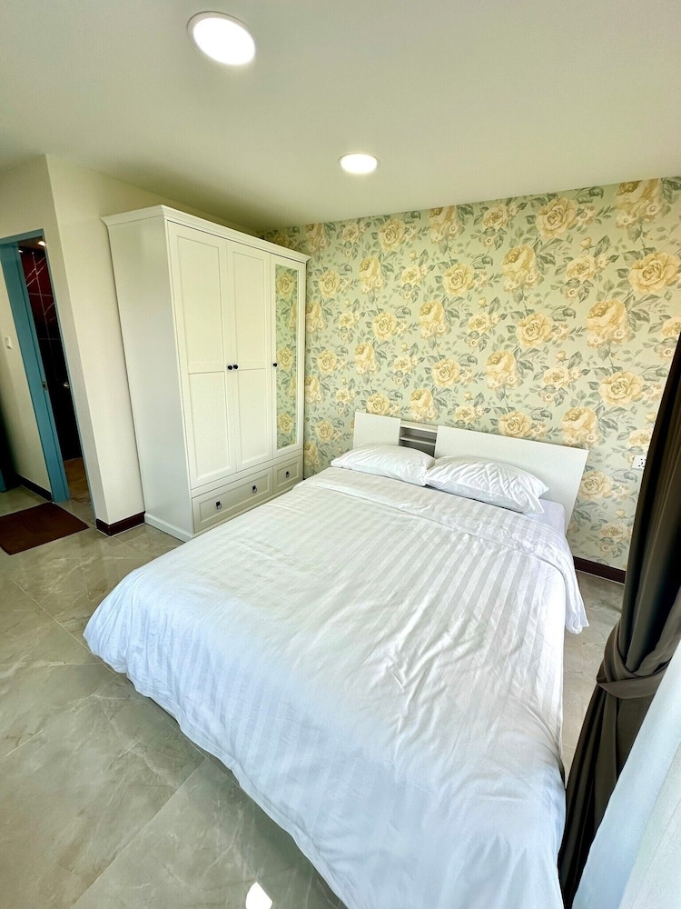 arunsakhon luxury condo, Bangkok